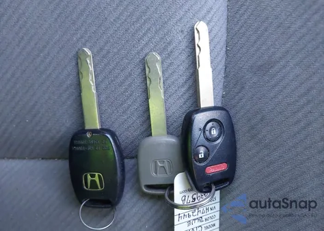 2009 Honda Civic Lx from USA, damaged, VIN 19XFA165X9E021202